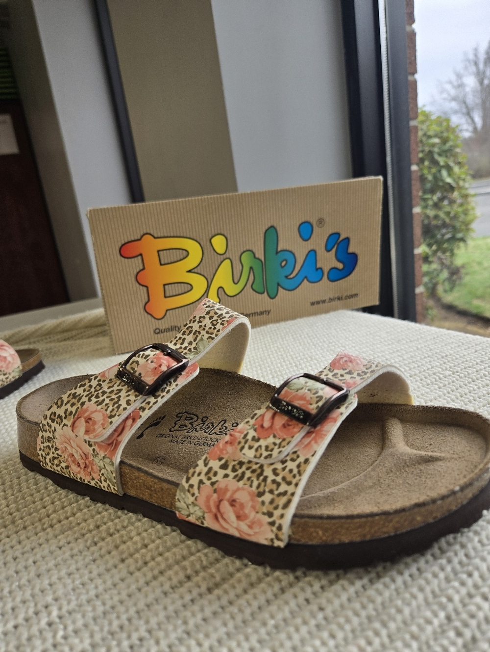 Birkenstock Birki’s Michele Leopard & Roses Print Sandals Size 38 NIB Rare - Picture 12 of 14